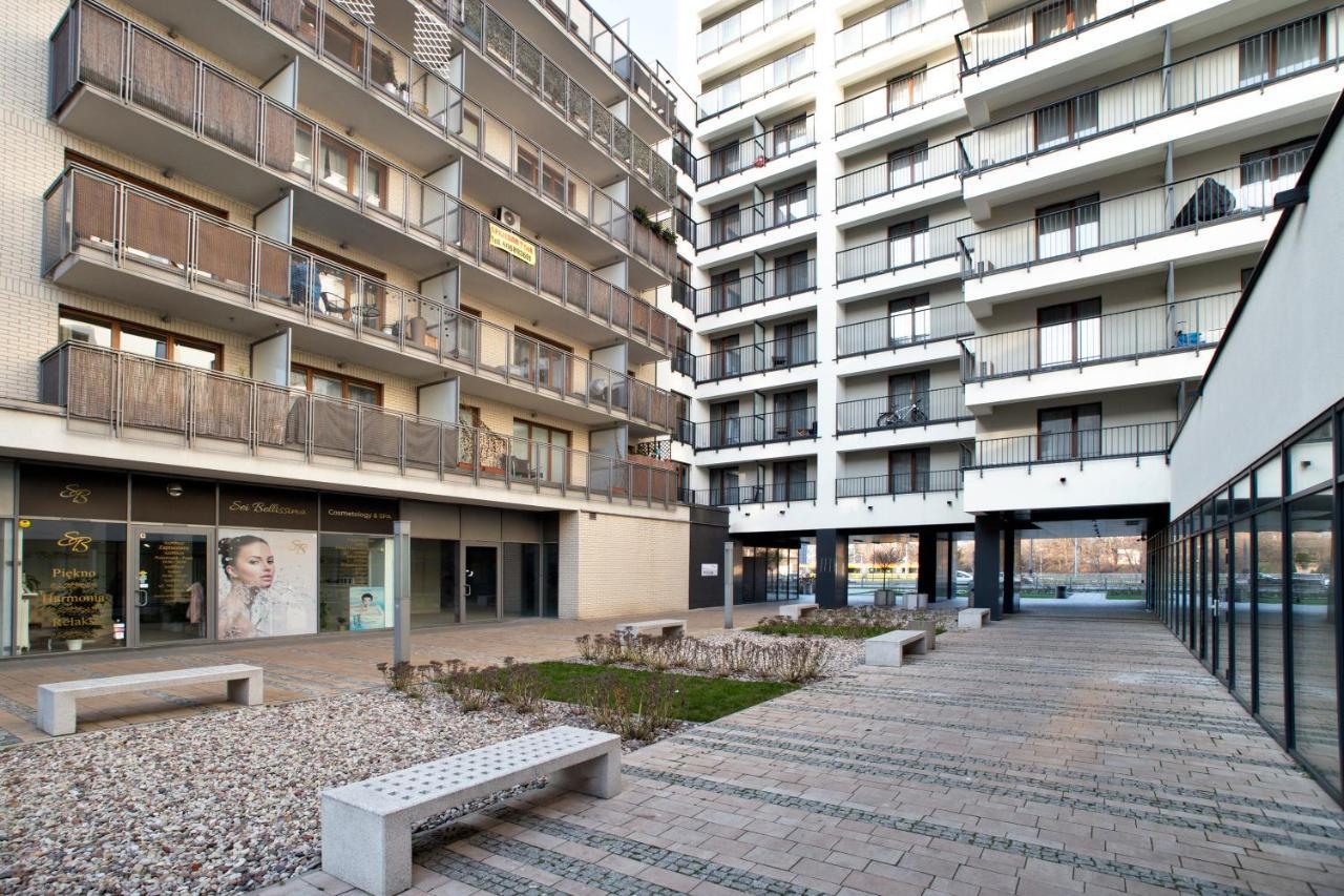Wolska Serviced Apartments Varsovia Exterior foto