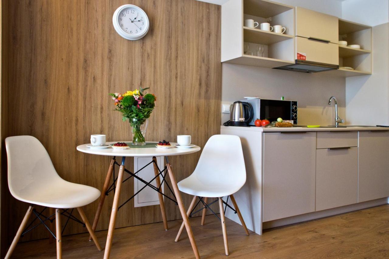 Wolska Serviced Apartments Varsovia Exterior foto