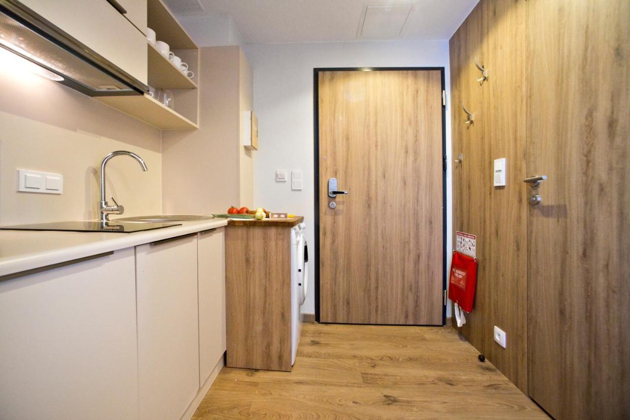 Wolska Serviced Apartments Varsovia Exterior foto