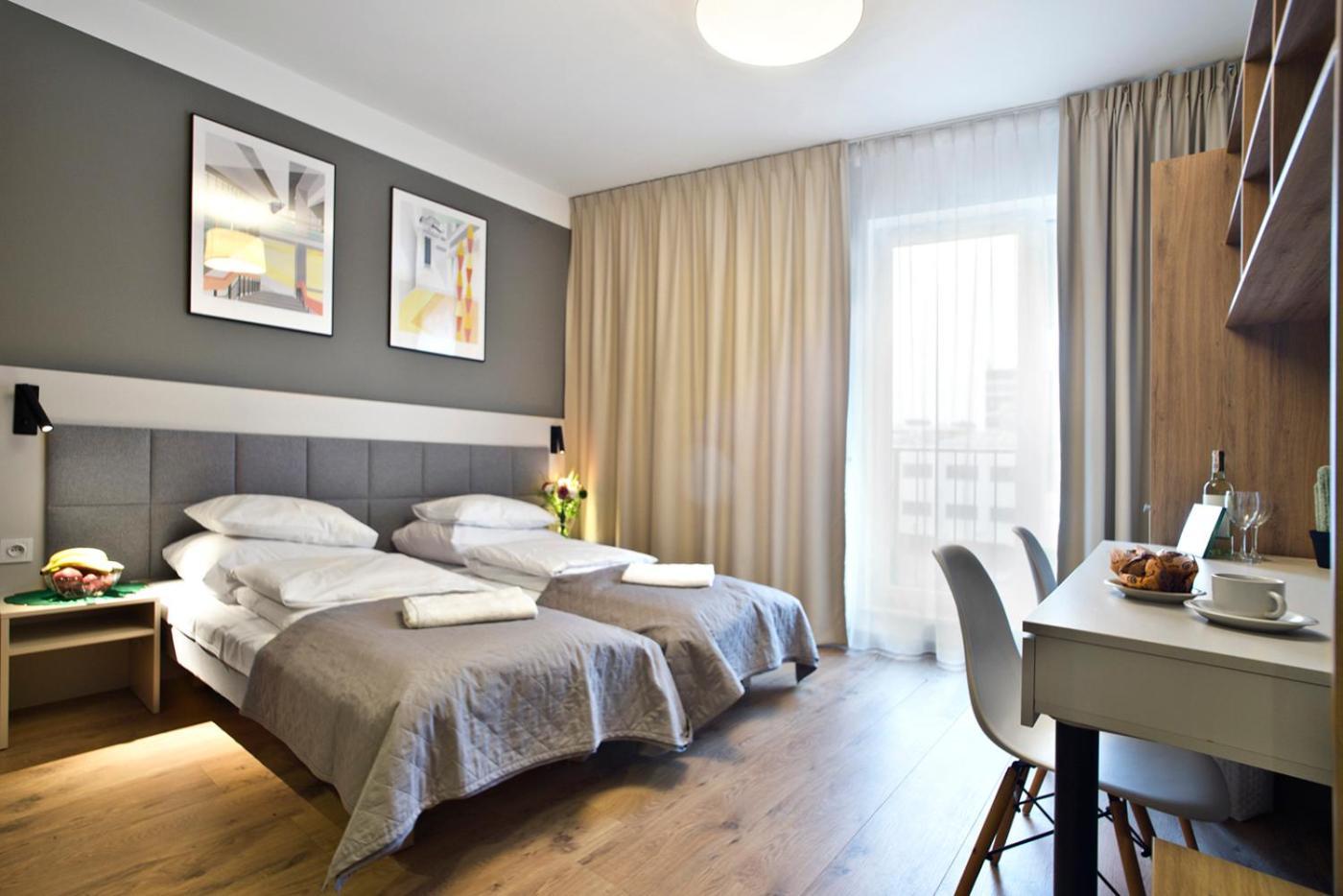 Wolska Serviced Apartments Varsovia Habitación foto
